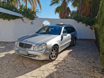 Mercedes E280