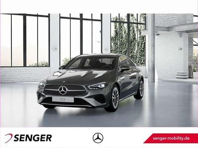Gebraucht Mercedes CLA200 Progressive 163 PS (119 kW) 2025 lack mountaingrau Coupé