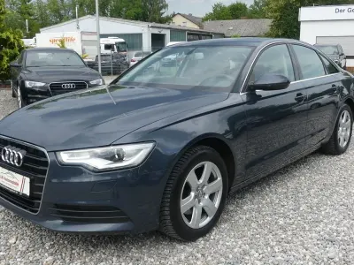 Gebraucht Audi A6 Ambiente 204 PS (150 kW) 2014 Aviatorblau metallic Limousine