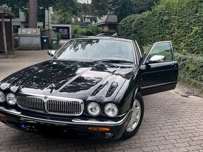 Gebraucht Jaguar XJ Sovereign 284 PS (208 kW) 2000 Schwarz Limousine