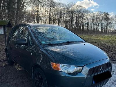 Usata Mitsubishi Colt 75 CV (55 kW) 2009 Blu Utilitaria