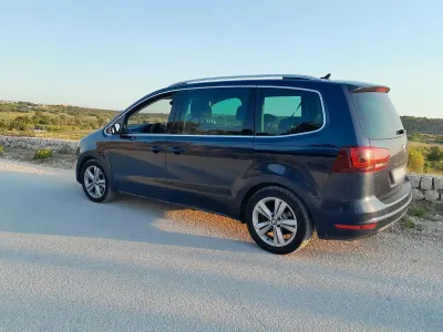 Gebraucht Seat Alhambra 4Drive 150 PS (110 kW) 2016 Blau Van / Kleinbus