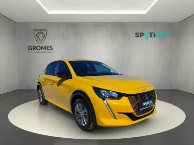 Gebraucht Peugeot 208 Allure 100 kW (136 PS) 2024 Faro gelb (metallic) Kleinwagen
