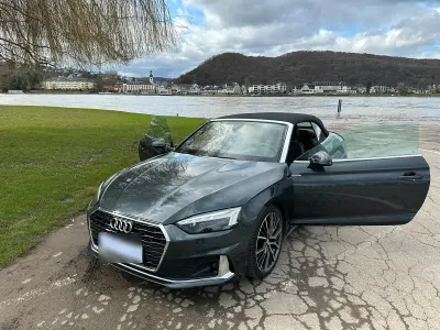 Gebraucht Audi A5 Cabriolet Advanced 190 PS (139 kW) 2020 Grau Cabrio