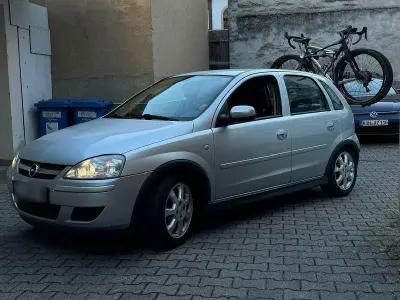 Gebraucht Opel Corsa 80 PS (58 kW) 2005 Silber Kleinwagen