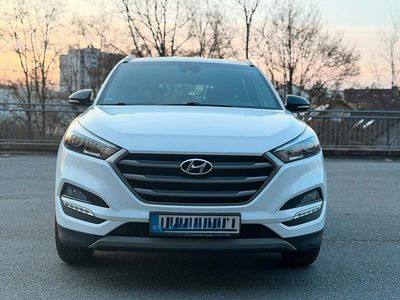 Gebraucht Hyundai Tucson 132 PS (97 kW) 2018 Weiß SUV