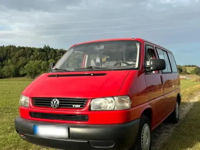 Gebraucht VW T4 102 PS (75 kW) 1999 Rot Van