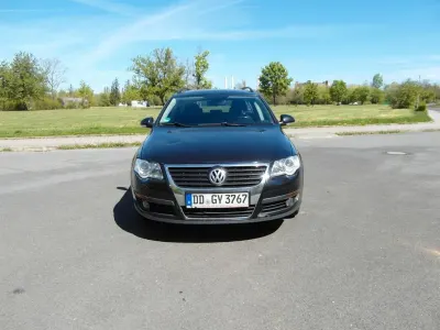 Gebraucht VW Passat 105 PS (77 kW) 2010 Schwarz Kombi