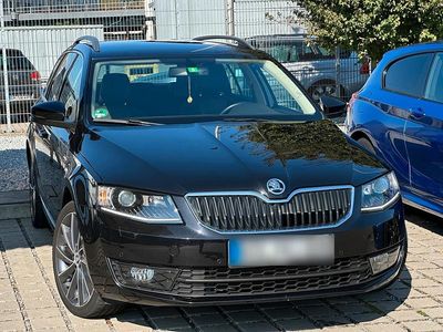Gebraucht Skoda Octavia LAURIN & KLEMENT 179 PS (131 kW) 2015 Schwarz Kleinwagen
