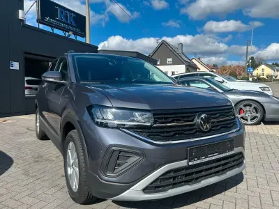 Używany VW T-Cross Life 116 KM (85 kW) 2024 Szary SUV