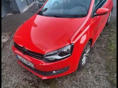 Używany VW Polo 60 KM (44 kW) 2011 Czerwony Hatchback