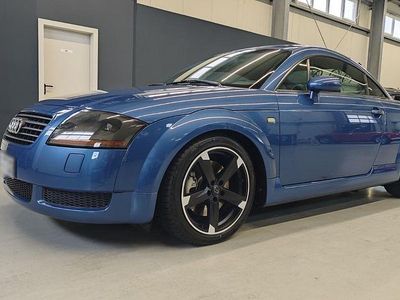 Second-hand Audi TT Sport 179 CP (131 kW) 1999 Albastru Coupe