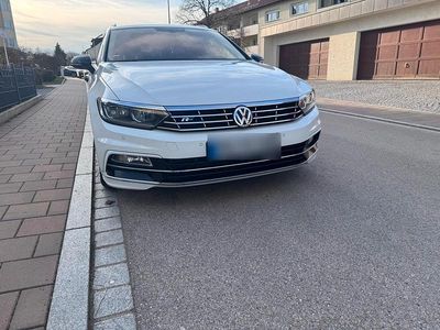 Gebraucht VW Passat R-line 190 PS (139 kW) 2016 Weiß Kombi