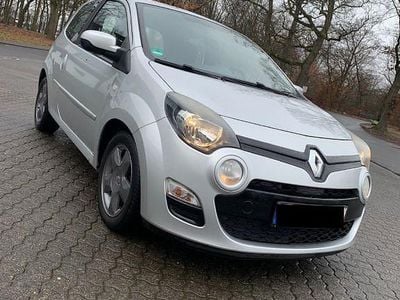 Gebraucht Renault Twingo Initiale Paris 75 PS (55 kW) 2013 Silber Kleinwagen