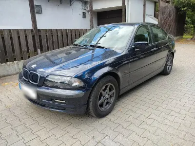 Gebraucht BMW 318 118 PS (86 kW) 1998 Blau Kombi