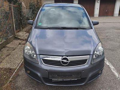 Usata Opel Zafira 140 CV (102 kW) 2007 Grigio Monovolume