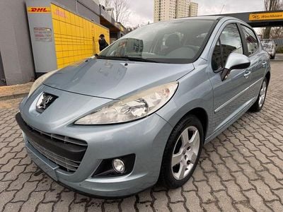 Gebraucht Peugeot 207 Premium 120 PS (88 kW) 2011 Blau Limousine