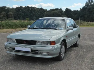 Gebraucht Mitsubishi Galant 109 PS (80 kW) 1992 Silber Limousine