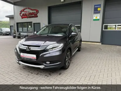 Käytetty Honda HR-V Executive 131 HP (96 kW) 2018 Musta Katumaasturi