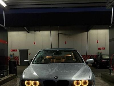 Gebraucht BMW 525 M Sport 163 PS (119 kW) 2001 Andere farben Limousine