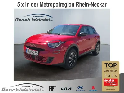 Gebraucht Fiat 600 101 PS (74 kW) 2025 Rot SUV