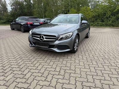 Gebraucht Mercedes C180 156 PS (114 kW) 2016 Grau Kombi