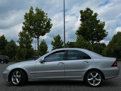 Mercedes C270