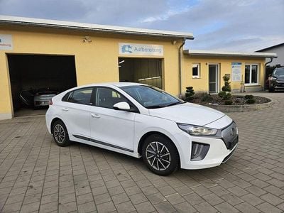 Gebraucht Hyundai Ioniq Trend 100 kW (136 PS) 2021 Weiß Kleinwagen