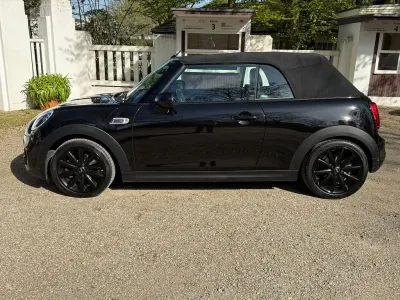 Gebraucht Mini Cooper S Cabriolet 192 PS (141 kW) 2018 Schwarz Cabrio