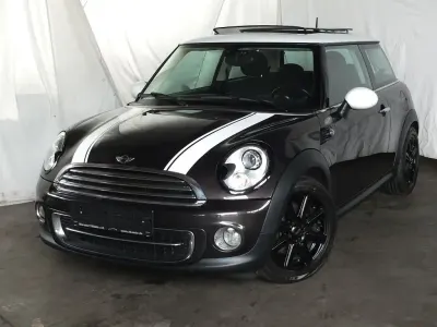 Gebraucht Mini Cooper Brick Lane 122 PS (89 kW) 2014 Iced chocolate Kleinwagen