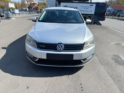 Gebraucht VW Passat Trendline 105 PS (77 kW) 2013 Silber Kombi