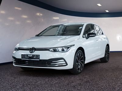 gebraucht VW Golf VIII Life 2.0 TDI DSG LED ACC NAVI SHZ