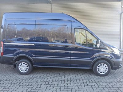 Gebraucht Ford Transit Trend 131 PS (96 kW) 2021 Blau Limousine