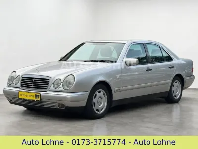 Gebraucht Mercedes E230 Avantgarde 150 PS (110 kW) 1996 Silber Limousine