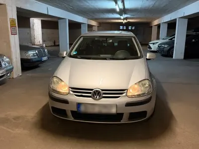 Gebraucht VW Golf V 164 PS (120 kW) 2005 Grau Kleinwagen