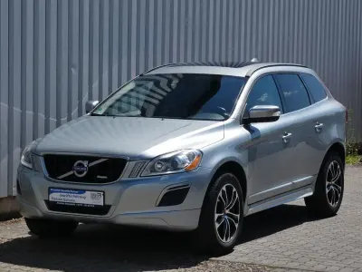 Gebraucht Volvo XC60 R-Design 163 PS (119 kW) 2012 Silber SUV