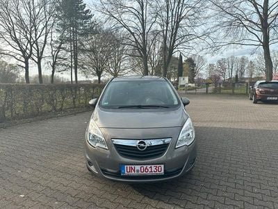 Gebraucht Opel Meriva 100 PS (73 kW) 2010 Gold Van / Kleinbus