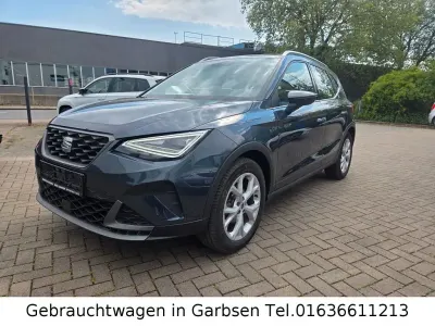 Gebraucht Seat Arona FR 110 PS (80 kW) 2023 S7h s7 magnetic tech grey SUV