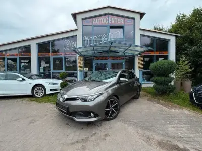 Gebraucht Toyota Auris Edition-S 116 PS (85 kW) 2017 Grau Kleinwagen