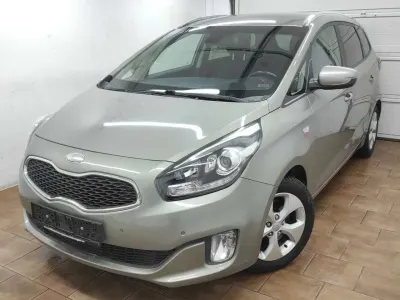 Używany Kia Carens 136 KM (100 kW) 2014 Beżowy Minivan