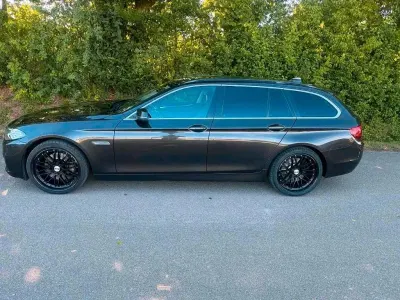 Gebraucht BMW 530 Luxury Line 258 PS (189 kW) 2016 Braun Kombi