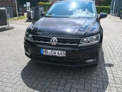 Gebraucht VW Tiguan 150 PS (110 kW) 2020 Schwarz SUV