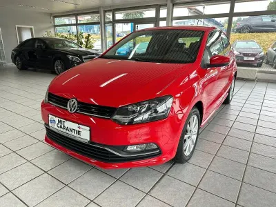 Gebraucht VW Polo LOUNGE 110 PS (80 kW) 2015 Rot Kleinwagen