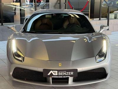 Usata Ferrari 488 669 CV (492 kW) 2018 Argento Coupé