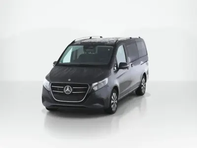 Gebraucht Mercedes V220 163 PS (119 kW) 2025 Graphitgrau metallic Van / Kleinbus