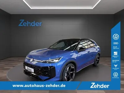 Nowe VW T-Roc Cabriolet R-line 150 KM (110 kW) 2026 Niebieski SUV