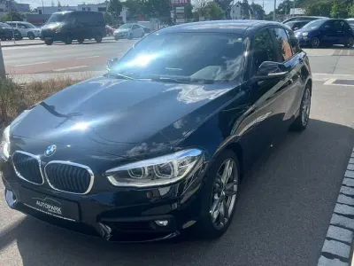 Gebraucht BMW 118 Advantage 136 PS (100 kW) 2017 Schwarz Limousine