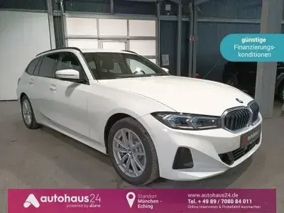 Gebraucht BMW 330 Shadowline 286 PS (210 kW) 2023 Alpinweiss iii Kombi