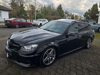 Mercedes C63 AMG