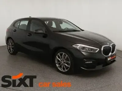 Gebraucht BMW 120 Sport Line 178 PS (130 kW) 2023 Schwarz Limousine
